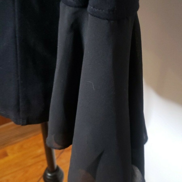 Zozo Fine Knit Black Sweater Sz M Bell Sleeves - Picture 2 of 3